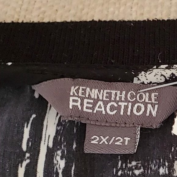 Kenneth Cole Reaction Top Plus Size - Picture 6 of 6